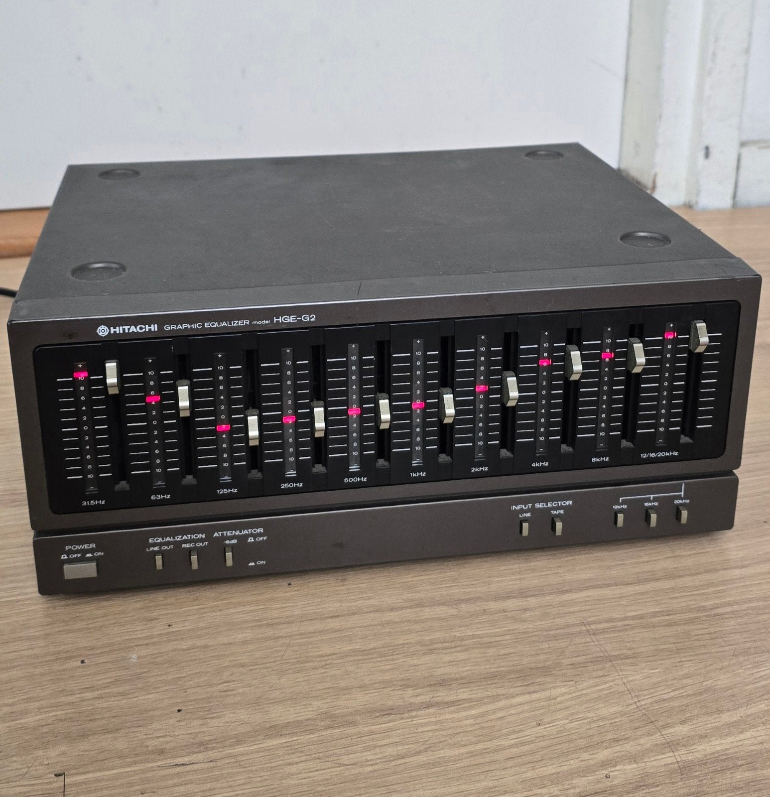Hitachi Graphic Equalizer HGE-G2 - Vintage Audio Equalizer, Ophalen, Zo goed als nieuw, Overige merken