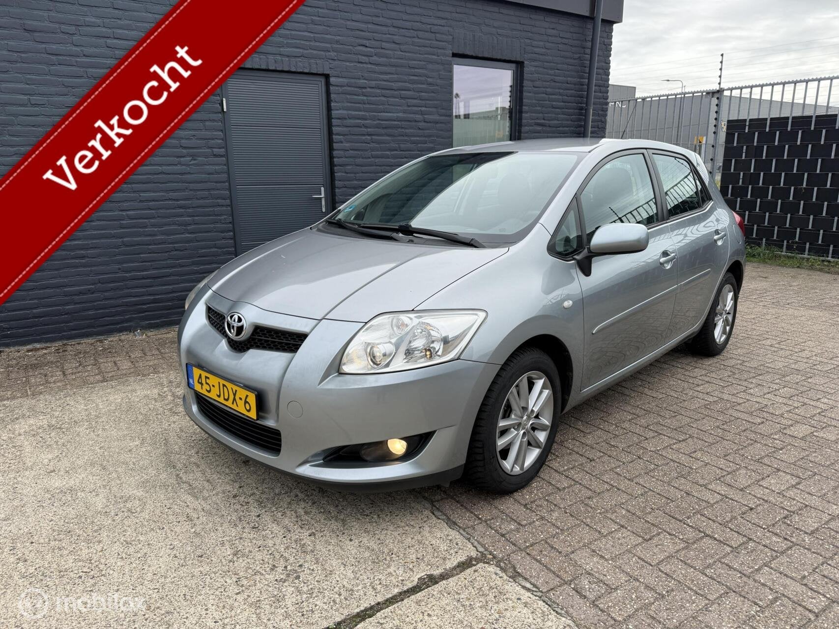 Toyota Auris 1.6 Aspiration, Gebruikt, 4 cilinders, Met garantie (alle), Automatische klimaatregeling