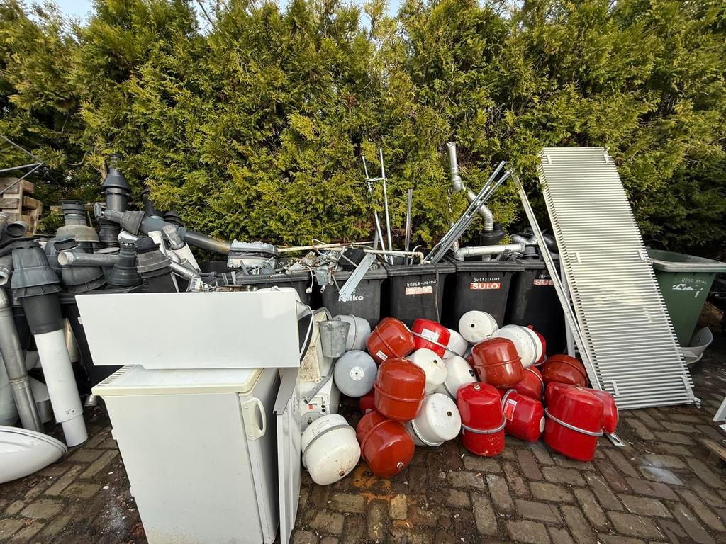 Oud ijzer aluminium alleen bieden, Doe-het-zelf en Verbouw, Metalen, Ophalen of Verzenden, Zo goed als nieuw, Aluminium