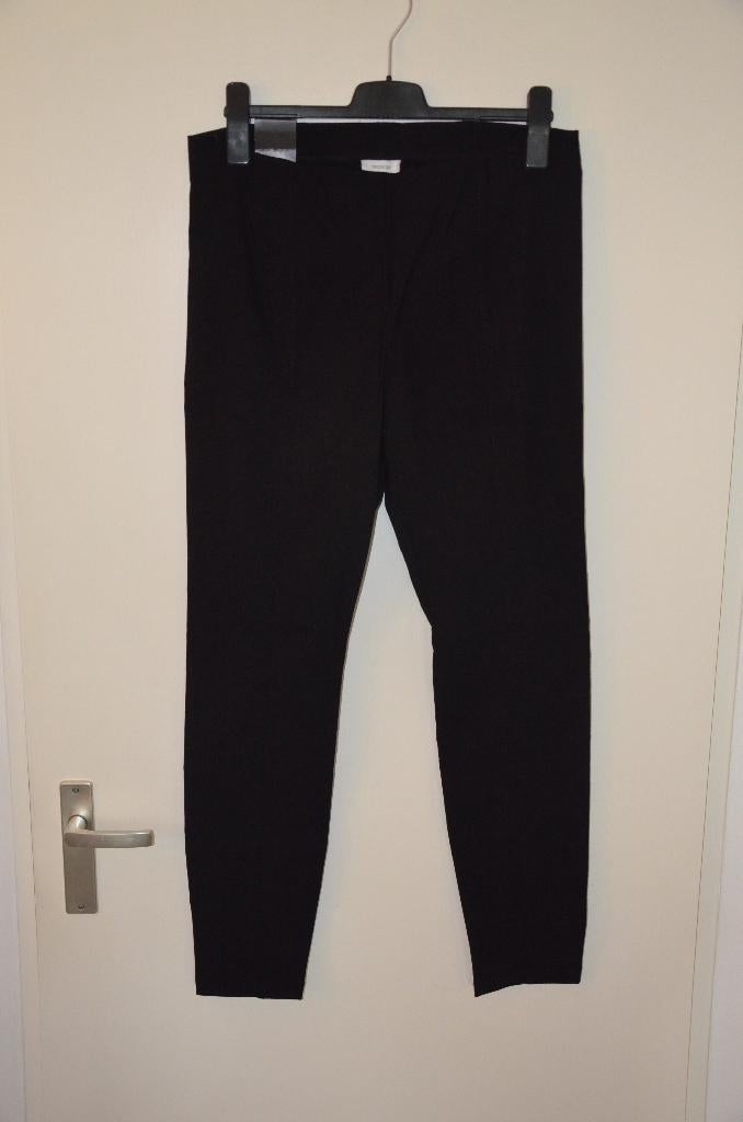 mooie nieuwe zwarte stretch broek maat 44 Yessica, Maat 42/44 (L), Nieuw, Ophalen of Verzenden, Lang