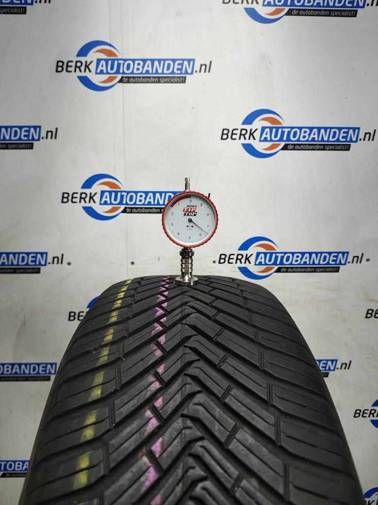 2x Continental All Seasoncontact 235/60 R17 102H 235/60/17 2, Auto-onderdelen, Banden en Velgen, Gebruikt, -, -, 17 inch