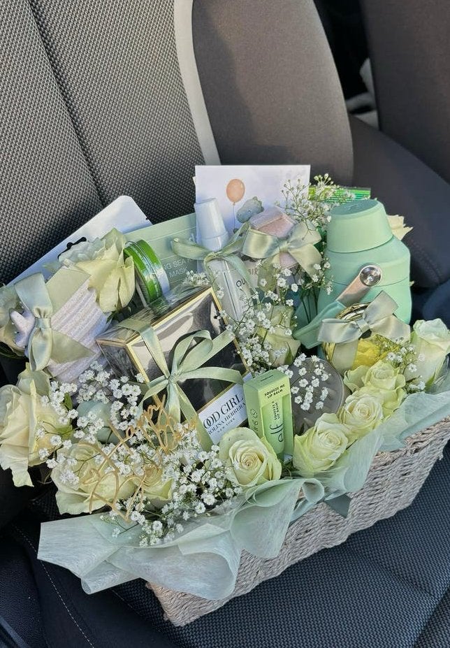 Luxe gepersonliseerde giftbasket - cadeaumand - cadeaupakket, Ophalen, Nieuw