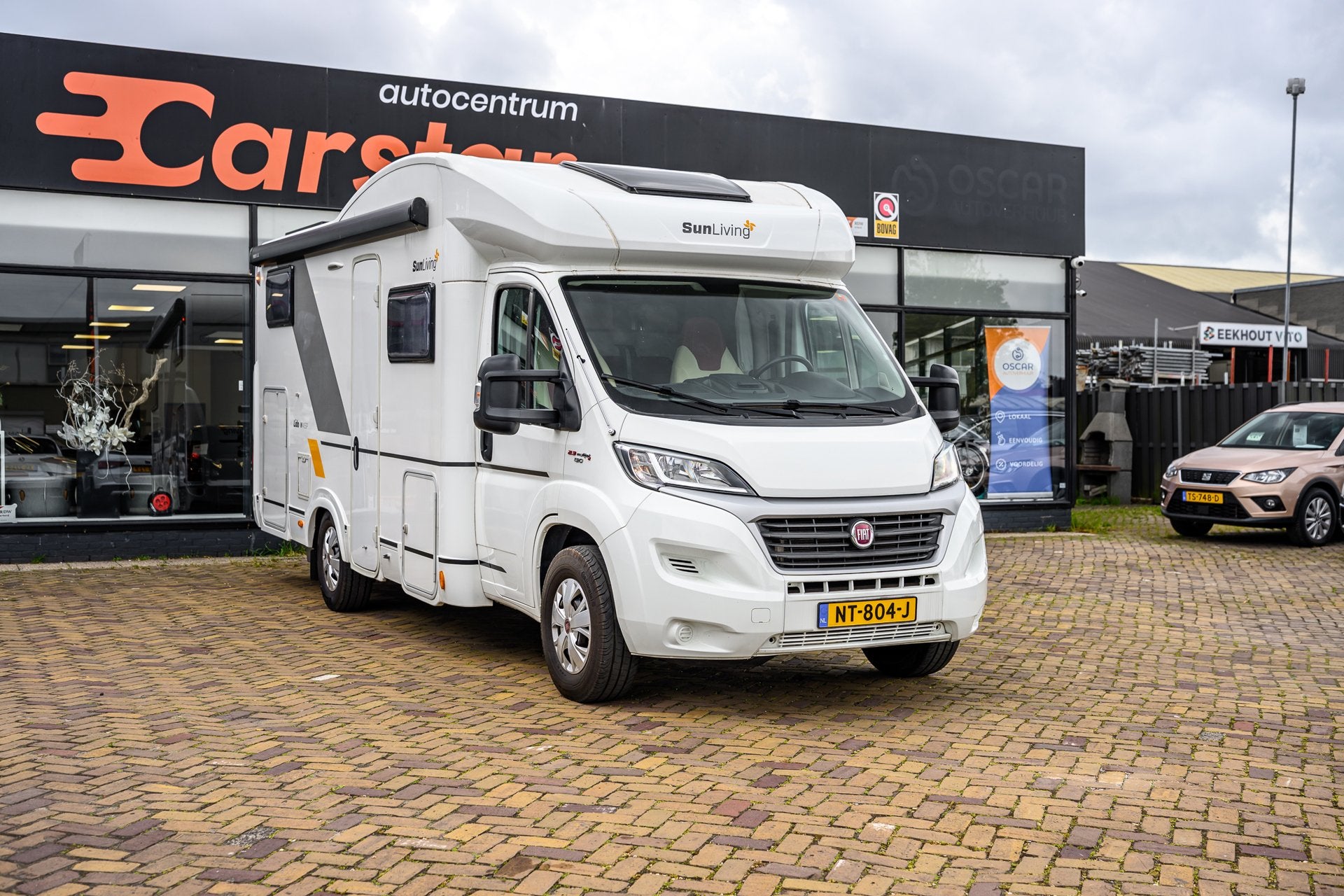 Caravans And Camping Sun