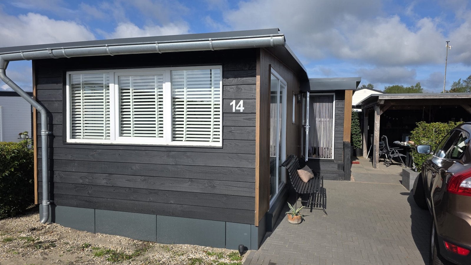 Te huur: Houten Chalet aan het Veluwemeer 5 bedden te huur, 5 personen, 2 slaapkamers, Gelderland en Veluwe, Chalet, Bungalow of Caravan