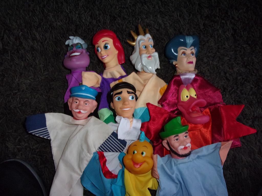 9 POPPENKASTPOPPEN (I), Ophalen of Verzenden, Zo goed als nieuw, Overige typen