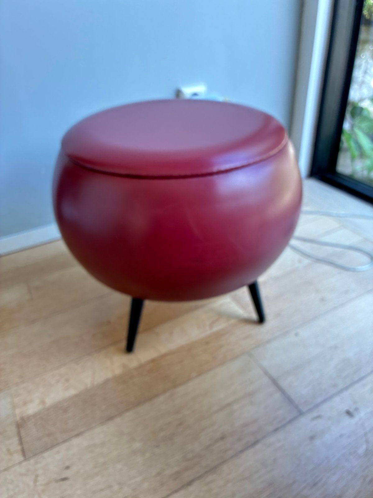 Midcentury poef naaipoef rood, Ophalen, Minder dan 50 cm, Rond, Leer
