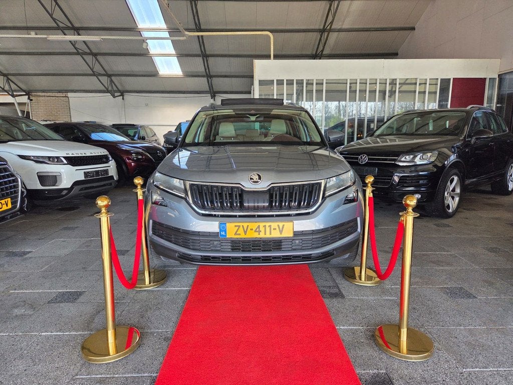 Skoda Kodiaq 2.0TDI AUTOMAAT PANO+ 7-PERSOON FULL!, Auto's, Skoda, Euro 6, 4 cilinders, 7 stoelen, Bedrijf