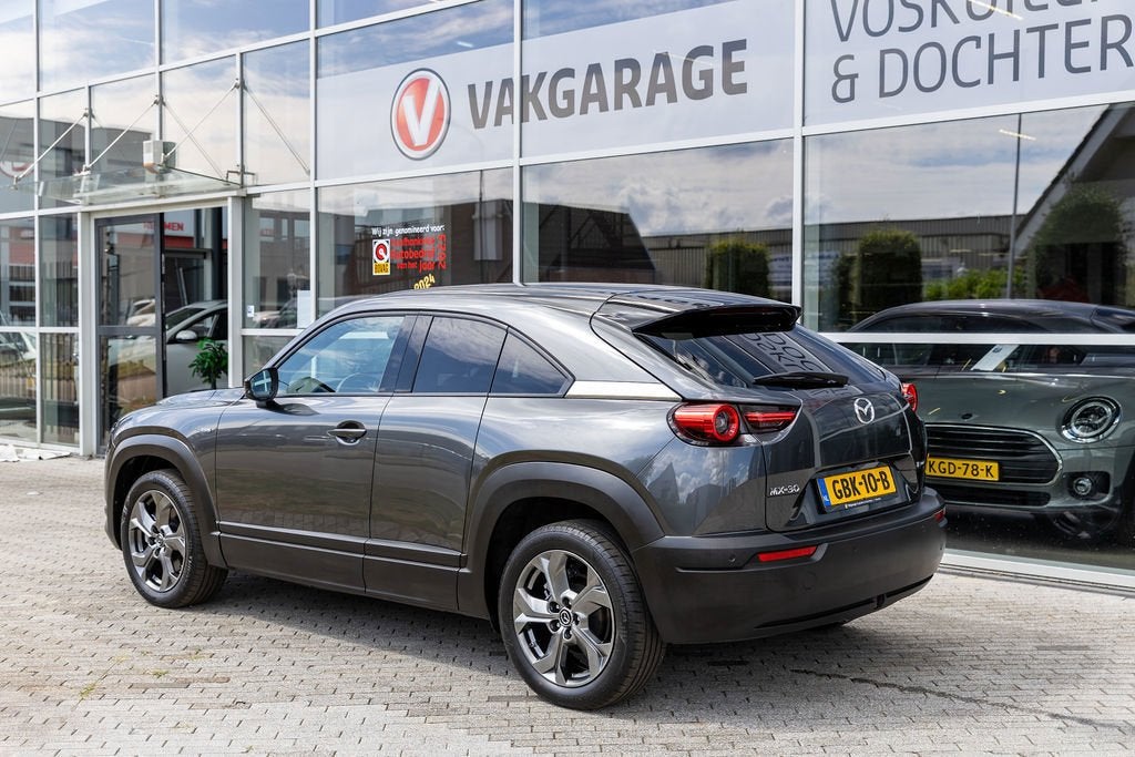 Mazda MX-30 E-SkyActiv EV 145 Advantage 36 kWh, Gebruikt, 35 kWh, Zilver of Grijs, 1620 kg