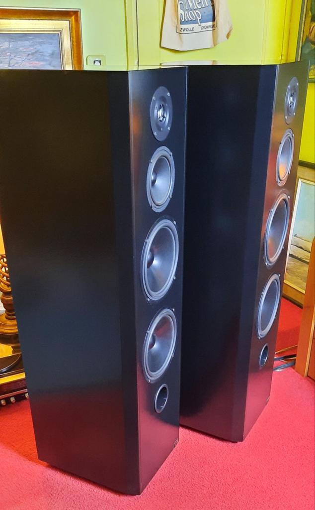 Te koop grote vifa luidsprekers 40kg per stuk ✅️, Ophalen, 120 watt of meer, Front, Rear of Stereo speakers, Overige merken