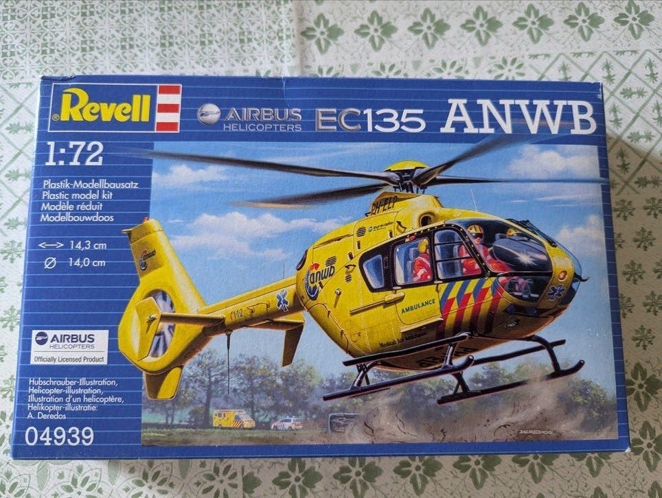 Revell Airbus EC135 ANWB Helikopter Modelbouw Schaal 1:72, 1:72 tot 1:144, Ophalen of Verzenden, Zo goed als nieuw, Revell