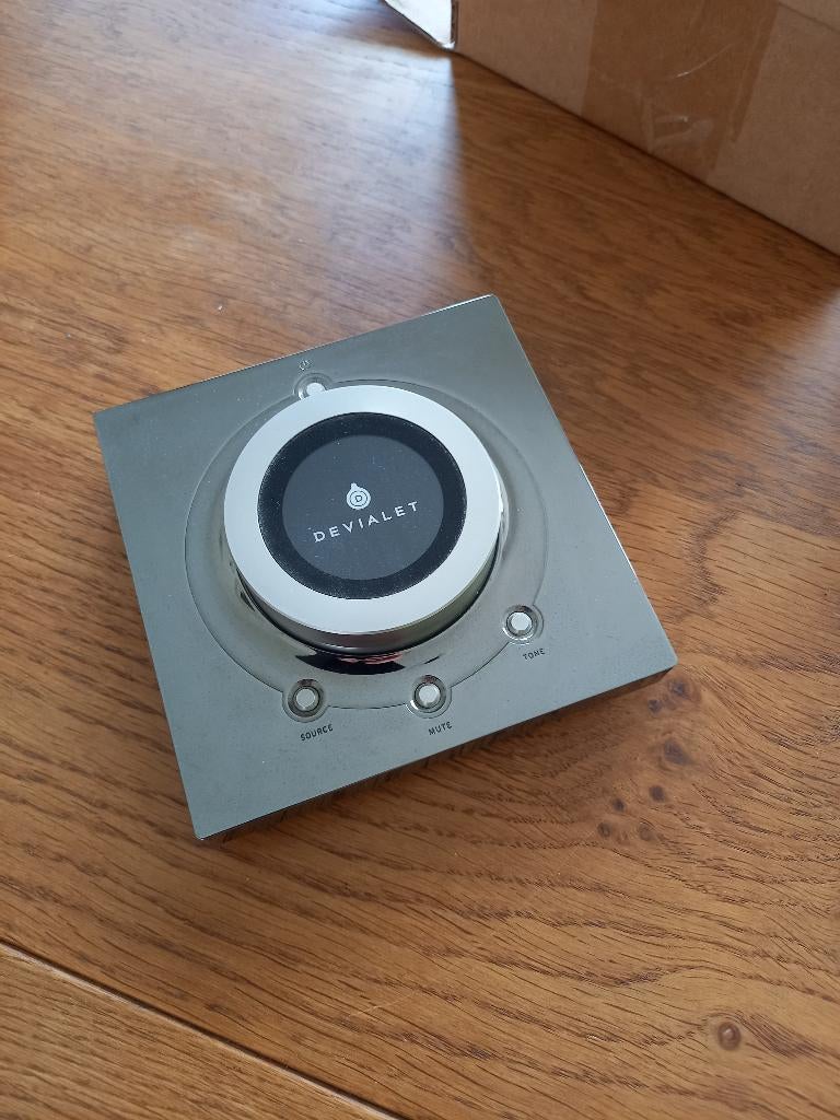 NIEUWE Devialet afstandsbediening voor Pro 140 of Pro 220, Audio, Tv en Foto, Ophalen of Verzenden, Nieuw, 120 watt of meer, Overige merken