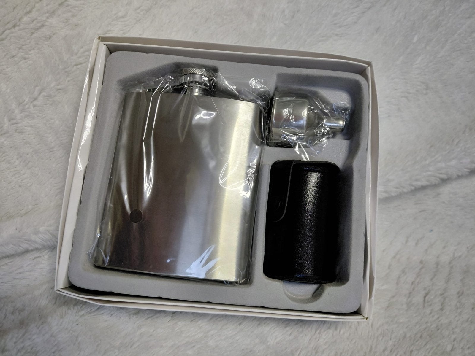 Relaxdays 8-delige Whiskey Flachmann Set - 9x11x2 cm, Huis en Inrichting, Overige typen, Ophalen of Verzenden, Metaal, Overige merken