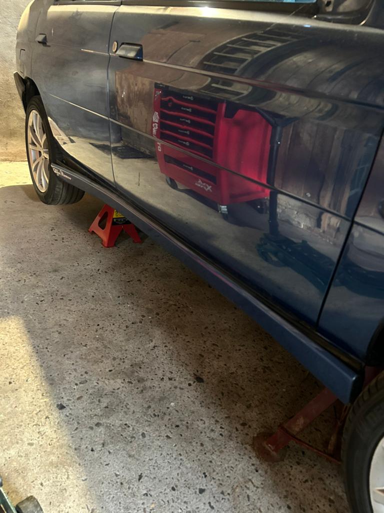 Alfa romeo 155 side skirts 2 sets, Ophalen
