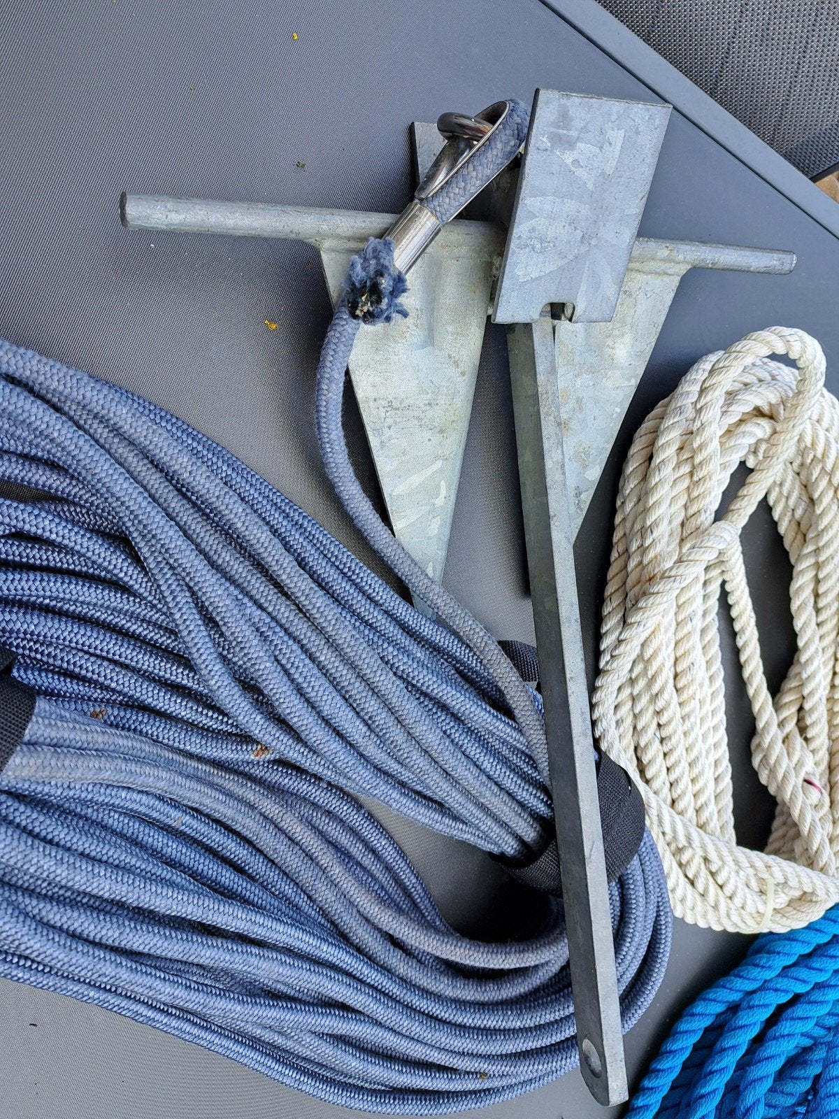 klap anker en dieverse touwen alles is netjes., Watersport en Boten, Ophalen, Gebruikt, Minder dan 15 m²