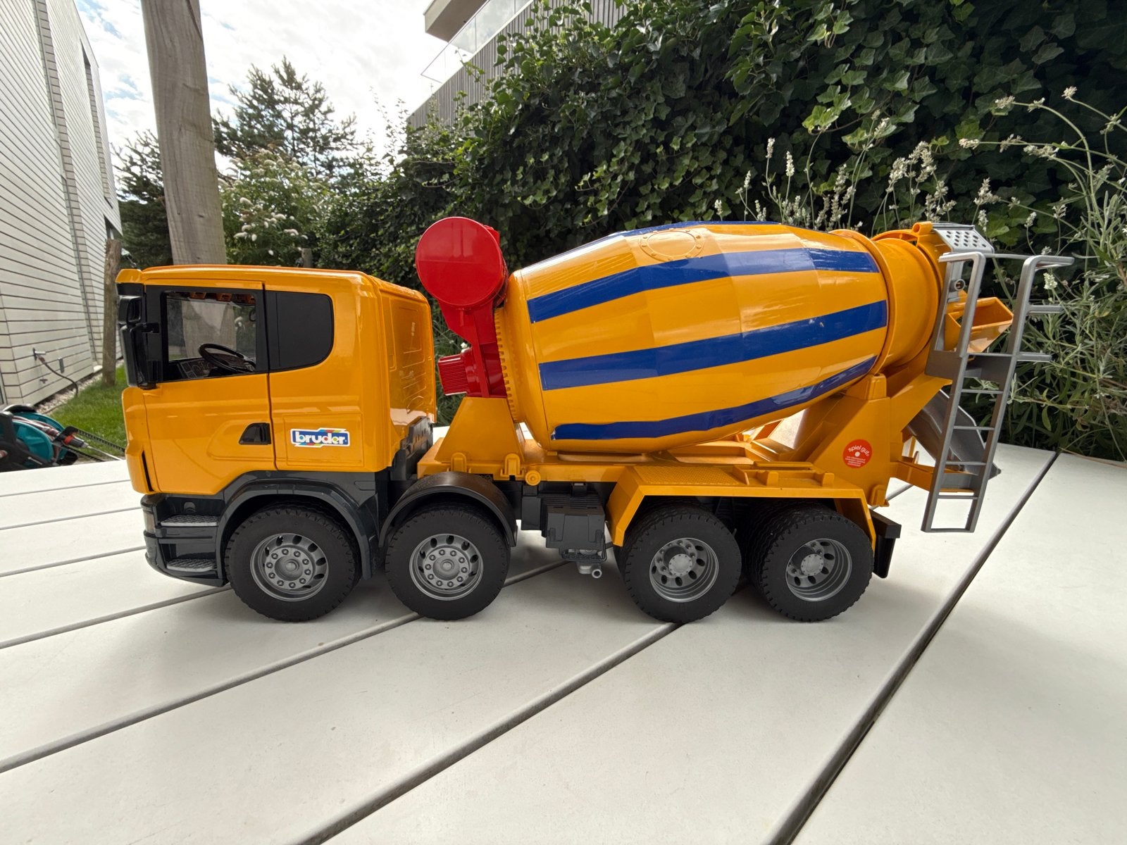 Bruder cement/beton speelgoed vrachtauto, Ophalen of Verzenden, Zo goed als nieuw