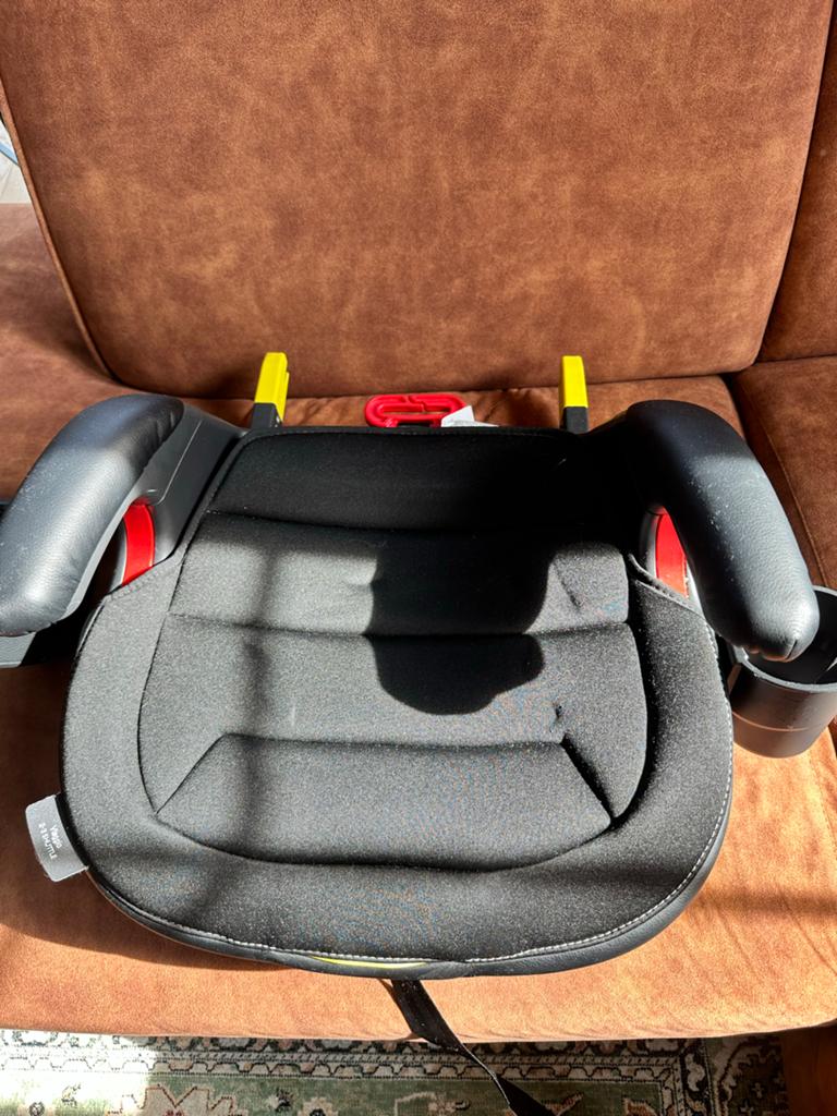 Peg Perego stevig autostoel met Isofix met hoofdsteun, 15 t/m 36 kg, Zijbescherming, Zo goed als nieuw, Isofix