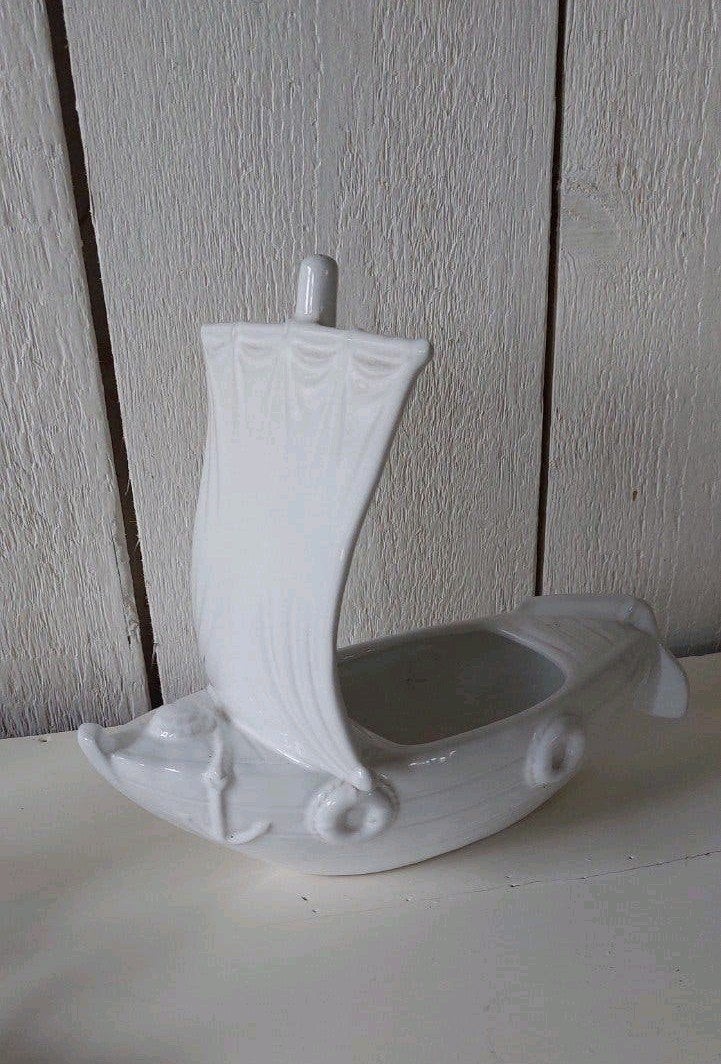 bloempot Zeilboot wit witte bloempot in vorm boot zeilen, Ophalen of Verzenden, Wit