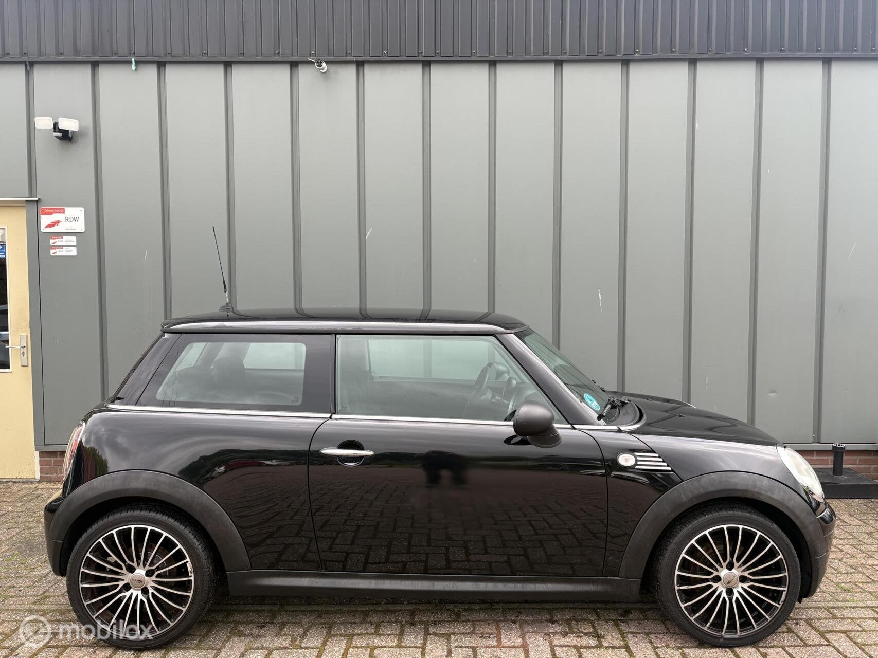 Mini 1.4 One APK - AIRCO - Ketting - Elec.Ramen - CV+AB, Voorwielaandrijving, Stof, Gebruikt, Zwart