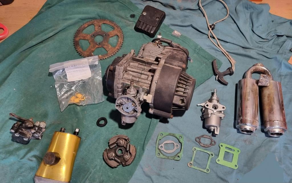Minibike 49cc blok met onderdelen, werking onbekend., Ophalen, Overige typen
