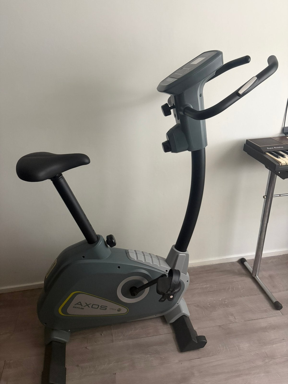 Hometrainer, Ophalen, Zo goed als nieuw, Hometrainer
