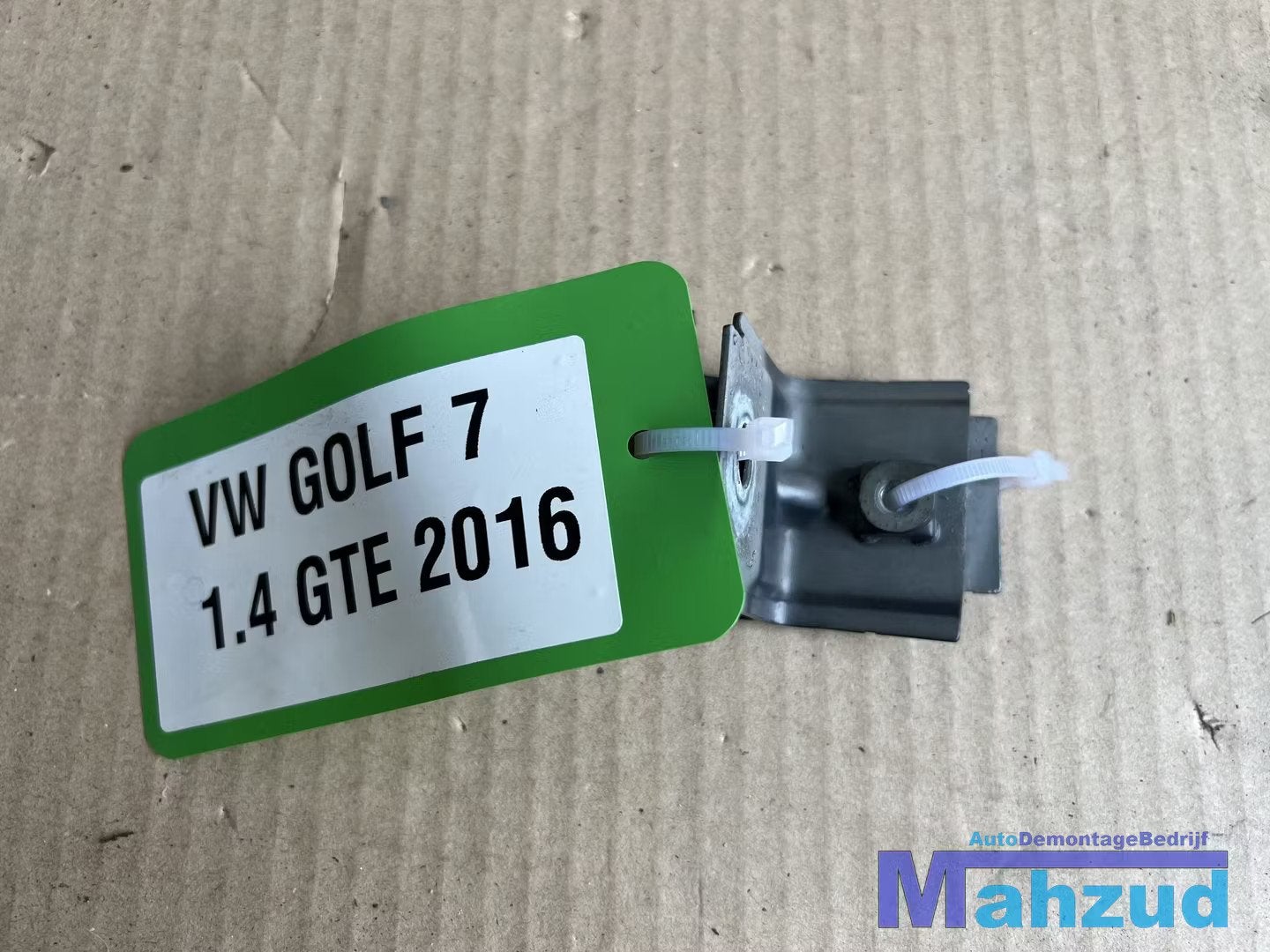 VW GOLF 7 Links voor scherm voorscherm steun 2012-2021, Gebruikt, Volkswagen, Volkswagen AG, Voor