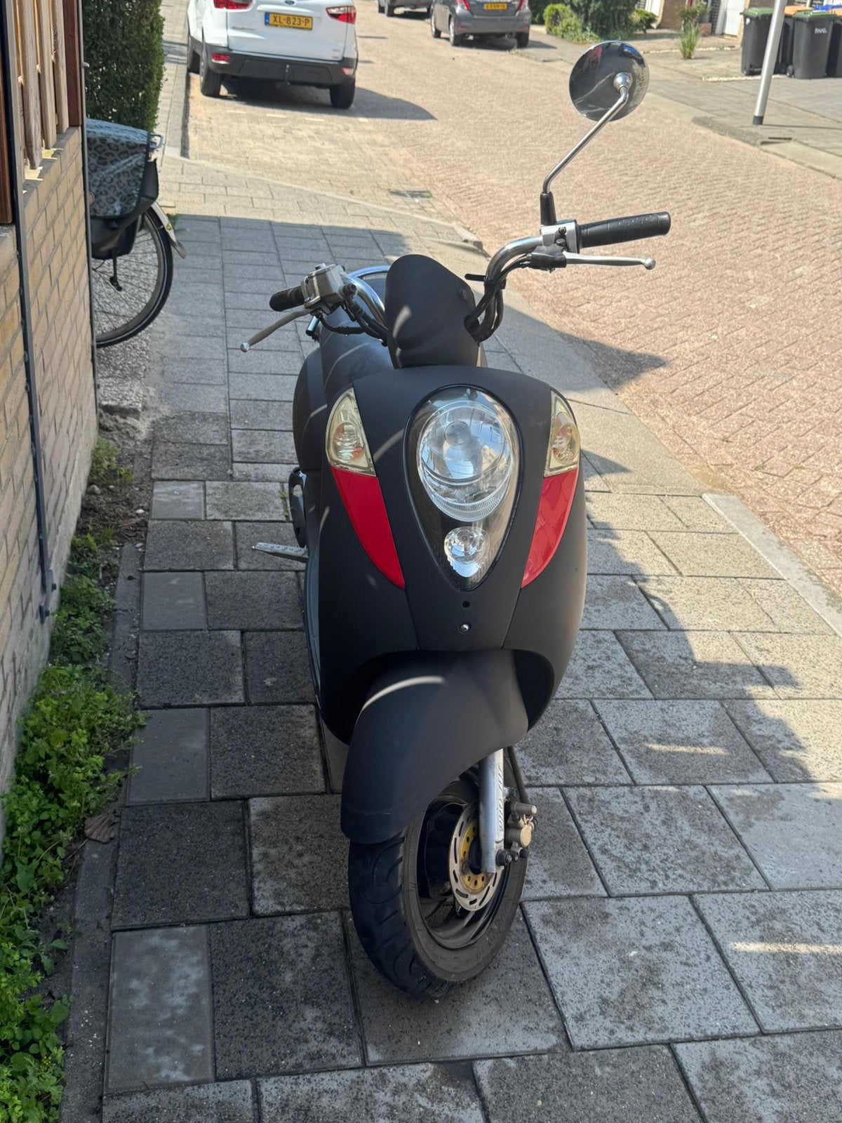 Sym mio 50, Gebruikt, Maximaal 45 km/u, Benzine, 50 cc