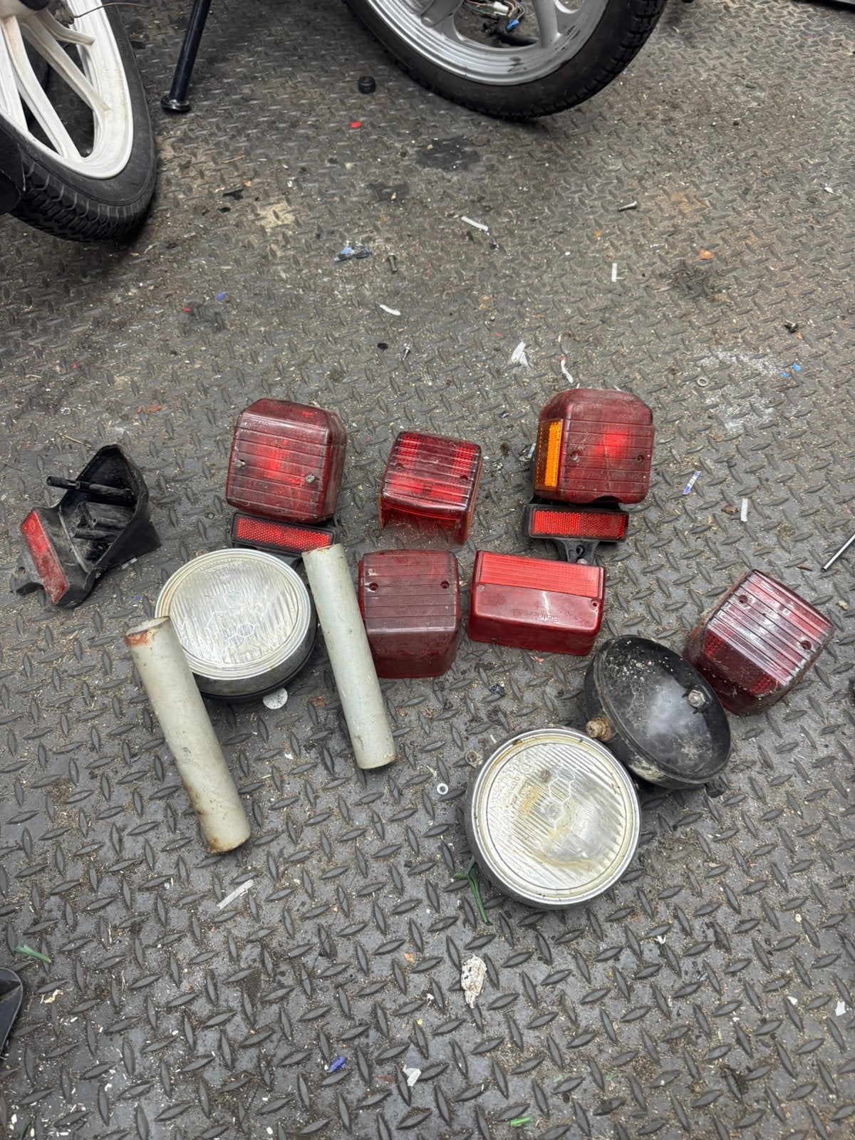 Partij lampen tomos, Auto-onderdelen, Ophalen of Verzenden, Nieuw