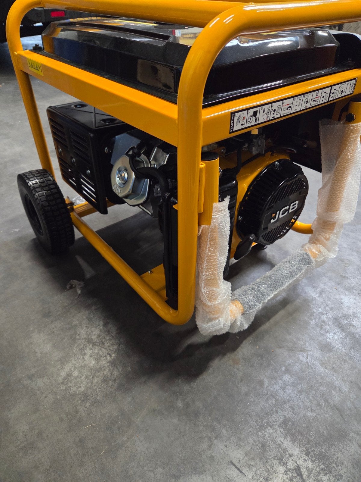 JCB Aggregaat, Ophalen, Elektrisch startend, Benzine, Nieuw