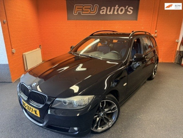BMW 3-serie Touring 318I / HIGH EXECUTIVE / M-PAKKET!, Auto's, Achterwielaandrijving, Zwart, Leder en Stof, Zwart