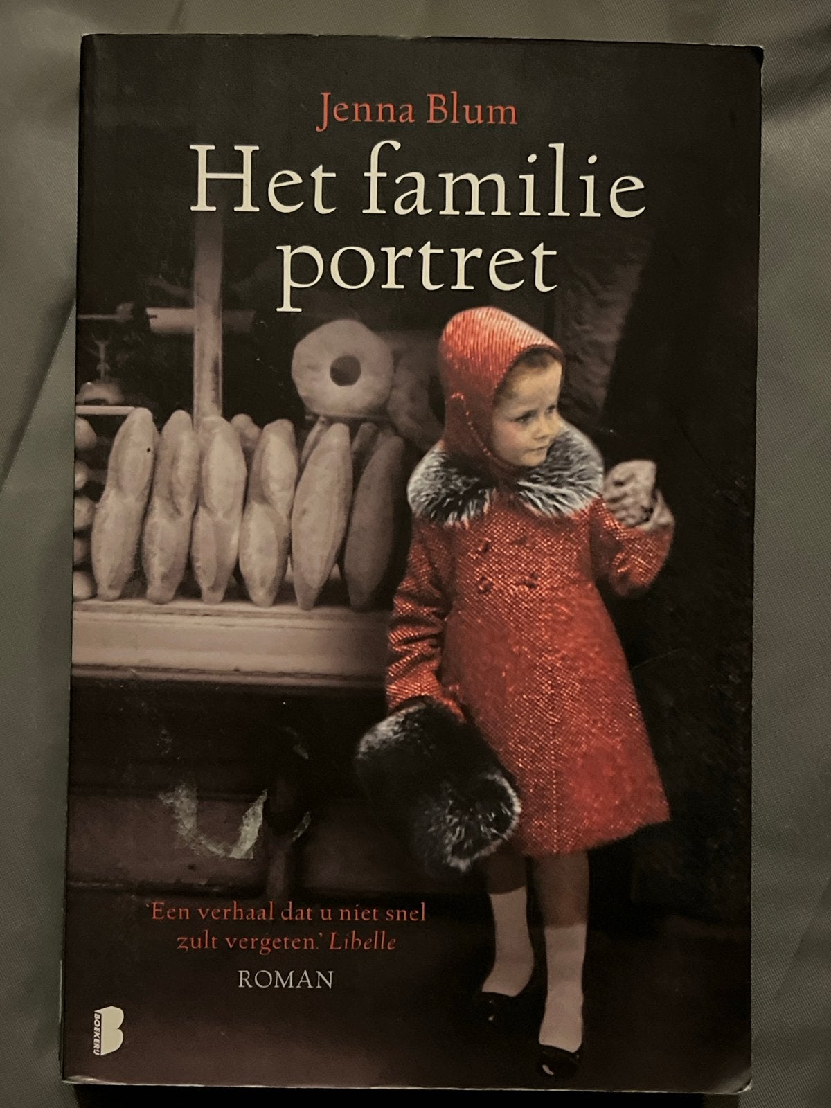 Het familieportret - Jenna Blum (Roman), Ophalen of Verzenden, Gelezen, Amerika