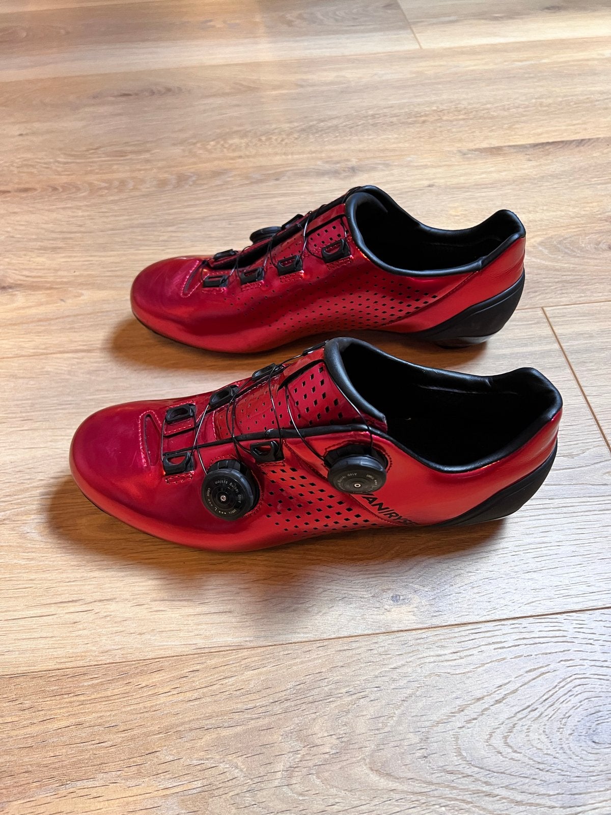 Van Rysel RR900 Full Carbon Racefietsschoenen Rood Maat 44, Heren, Schoenen, Overige maten, Ophalen of Verzenden