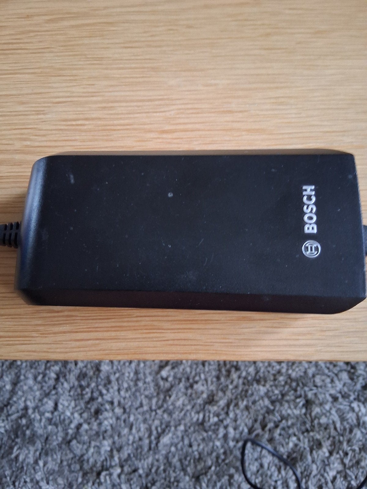 Bosch lader: Charger Compact 2A | BCS230, Ophalen, Zo goed als nieuw