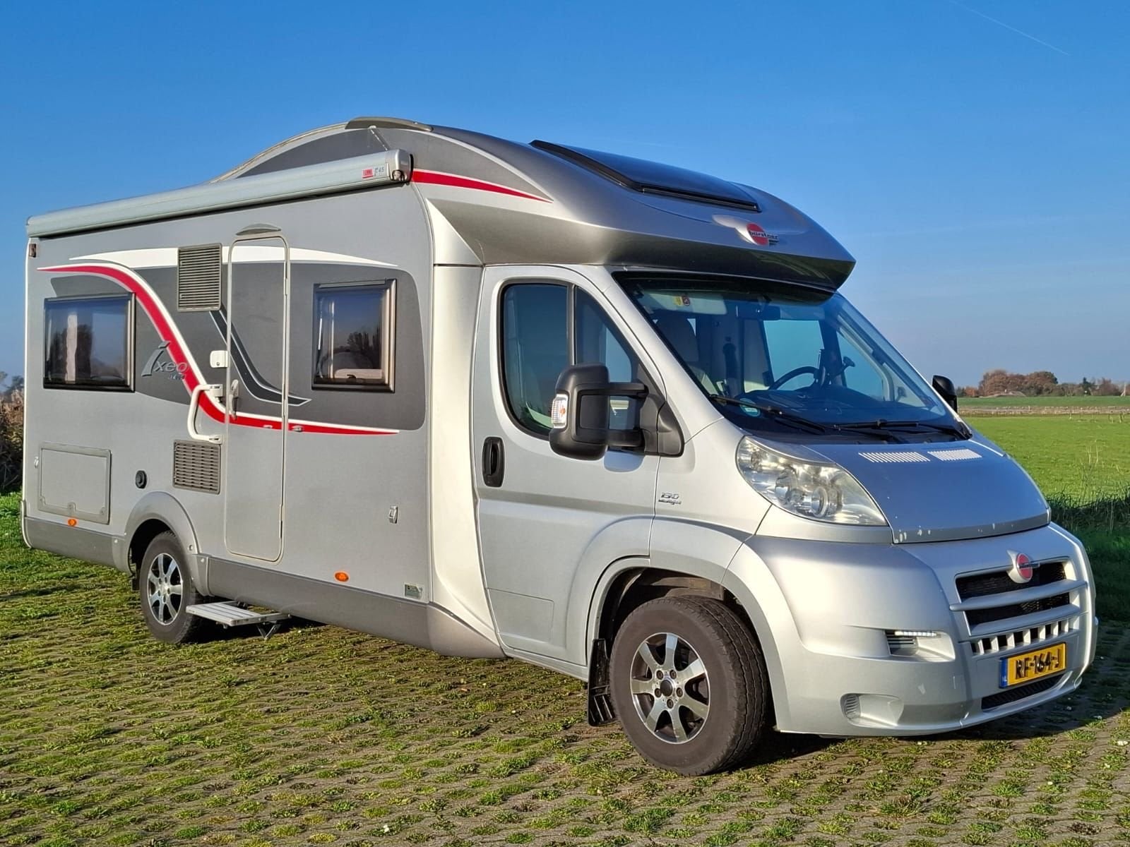Bürstner Ixeo 664 (2012) uitstekend onderhouden, Ringverwarming, Fiat, 6 tot 7 meter, Bürstner