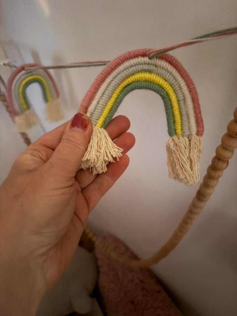 Slinger met regenboogjes, Ophalen, Zo goed als nieuw