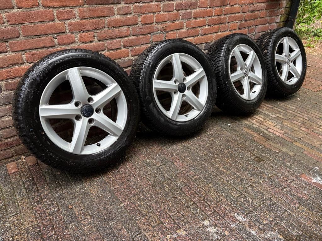 Winterwielen Volkswagen Golf 7 - 205 - 55 - 16 velgen/banden, Auto-onderdelen, Banden en Velgen, Ophalen, Gebruikt, 16 inch, Banden en Velgen