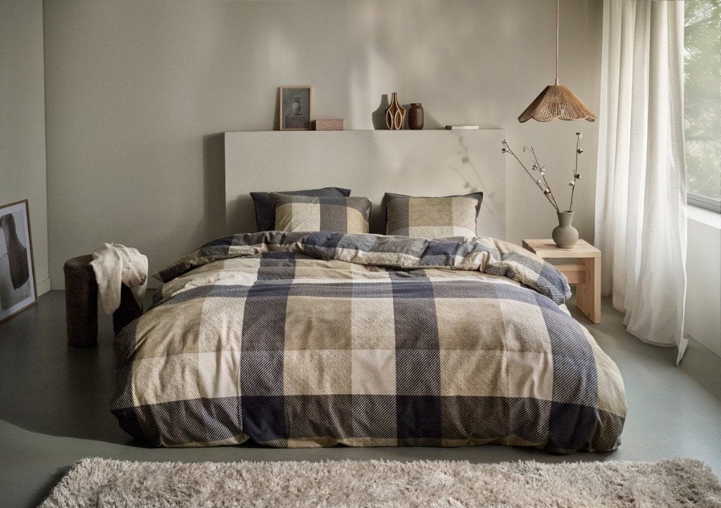 Beddinghouse Dario Taupe OF GROEN dekbedovertrek flanel SALE, Verzenden, Dekbedovertrek, Nieuw, Overige kleuren