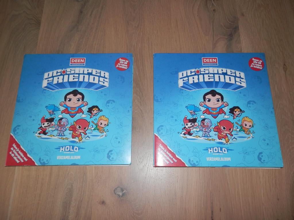 DC Super Friends Holo Kaartjes in Verzamelalbum, Verzamelen, Supermarktacties, Deen, Ophalen of Verzenden