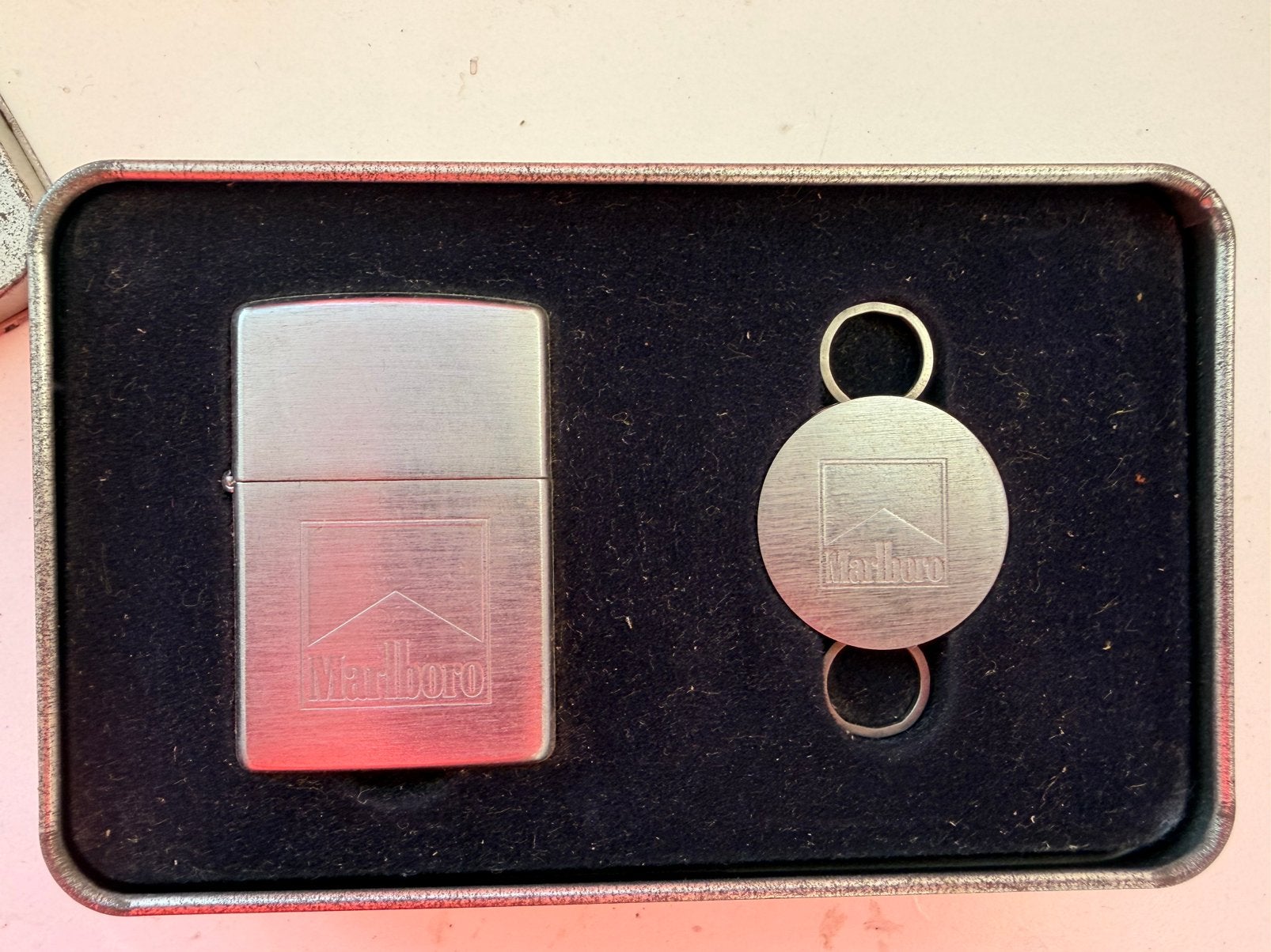 Zippo Marlboro, Verzamelen, Ophalen of Verzenden, Zo goed als nieuw