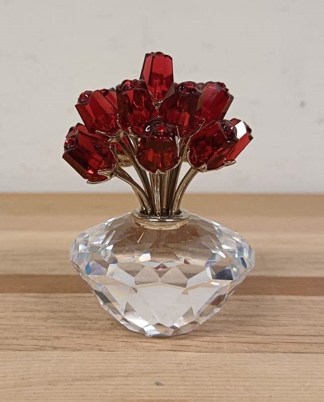 Swarovski vaas met rode rozen, Ophalen of Verzenden, Zo goed als nieuw, Figuurtje