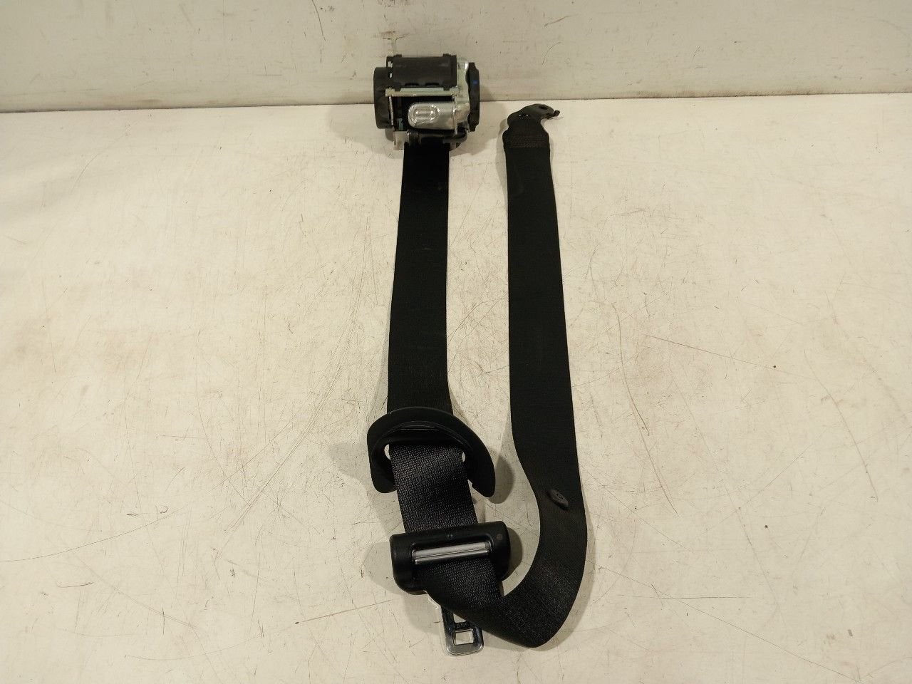 Veiligheidsgordel rechts voor Mercedes-Benz Vito, Onderdelen@venauto.nl, Van der Ven Autorecycling B.V., Gebruikt, Ettenseweg 76, 4706 PB Roosendaal, The Netherlands