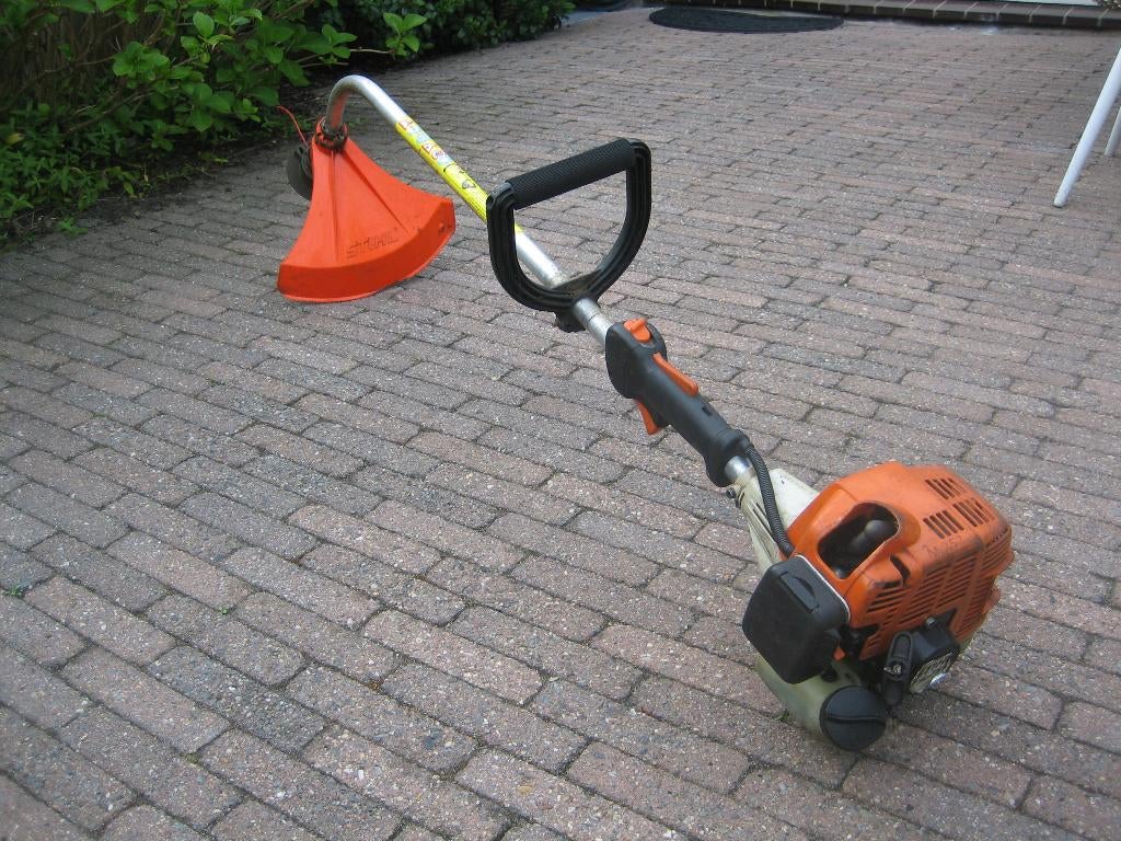 Stihl FS75 Bosmaaier Trimmer Maaikop Benzine, Ophalen, Gebruikt, 10 tot 30 cm, Stihl