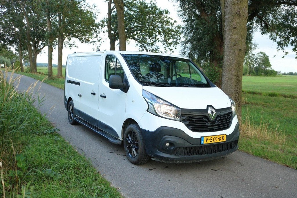 Renault Trafic T29 L2H1 Luxe 125 pk | 2018 | btw, Auto's, Voorwielaandrijving, 4 cilinders, Renault, Origineel Nederlands
