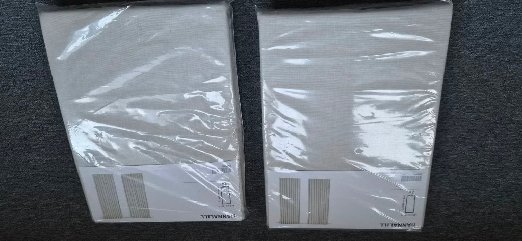 2x IKEA HANNALILL gordijnen, beige, 145x300cm, in verpakking, Huis en Inrichting, Ophalen, 300 cm, Beige, Lichtdoorlatend