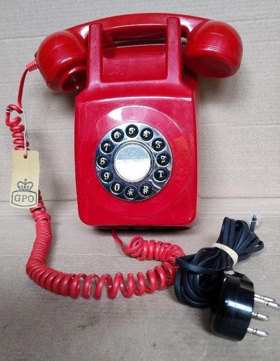 Druktoets telefoon wandmodel GPO 746 Retro rood, Ophalen of Verzenden, Gebruikt