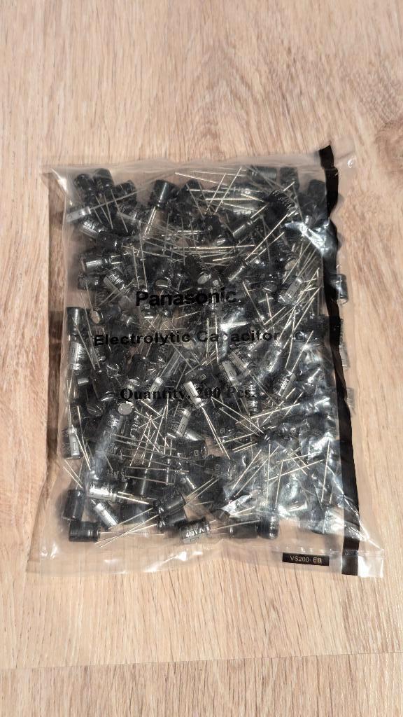 Panasonic elco 200 stuks 2.2uF 400V nieuw, Ophalen of Verzenden, Nieuw