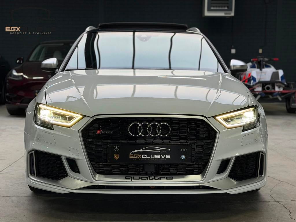Audi RS3 Sportback 2.5 TFSI Quattro Pano/Carbon/RSZetels/Fac, Auto's, Automaat, RS3, Adaptive Cruise Control, Wit