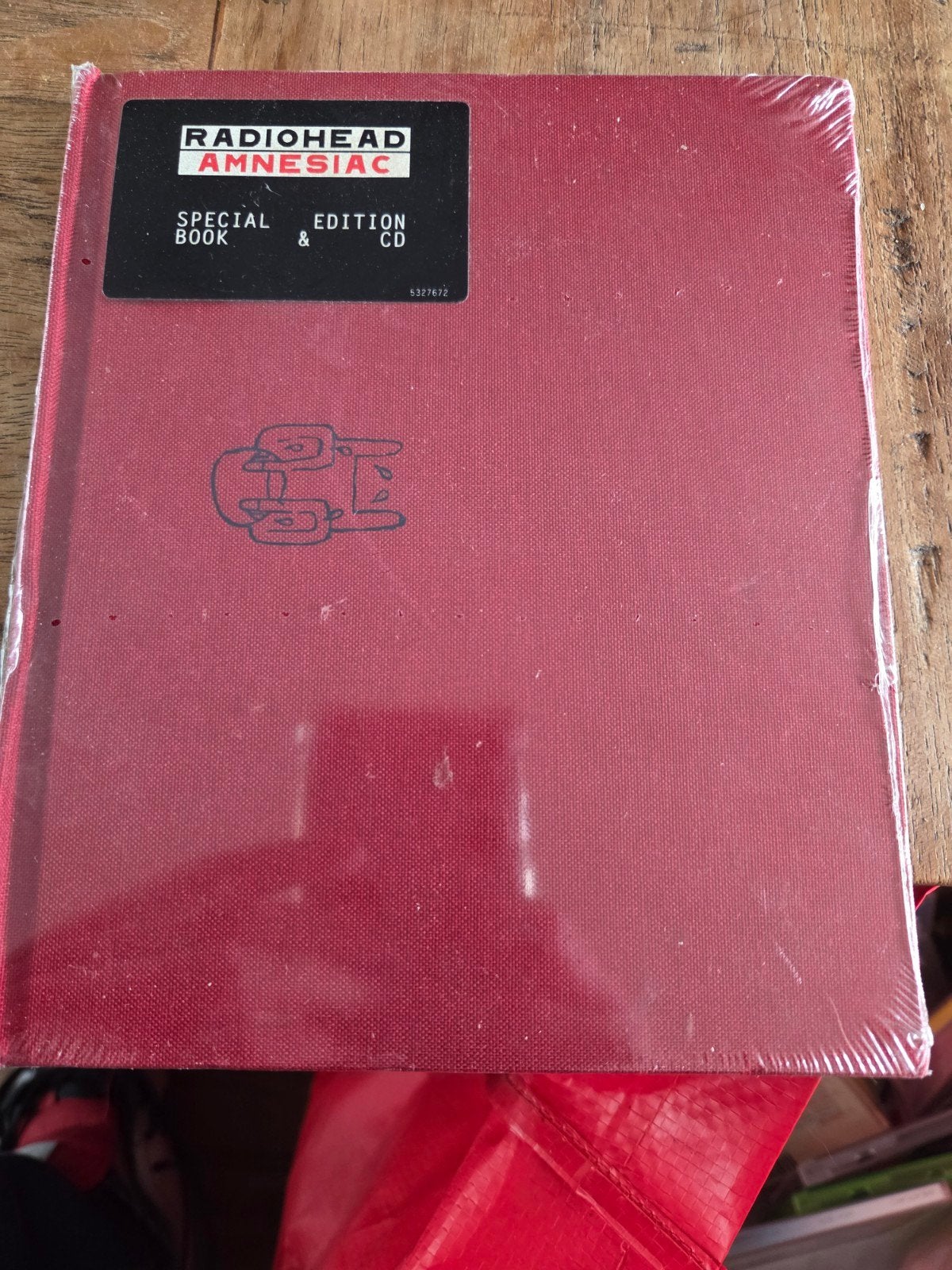 Radiohead - Amnesiac Special Edition CD & Boek (Nieuw), Rock, Inclusief boekje, Ophalen of Verzenden, Nieuw in verpakking