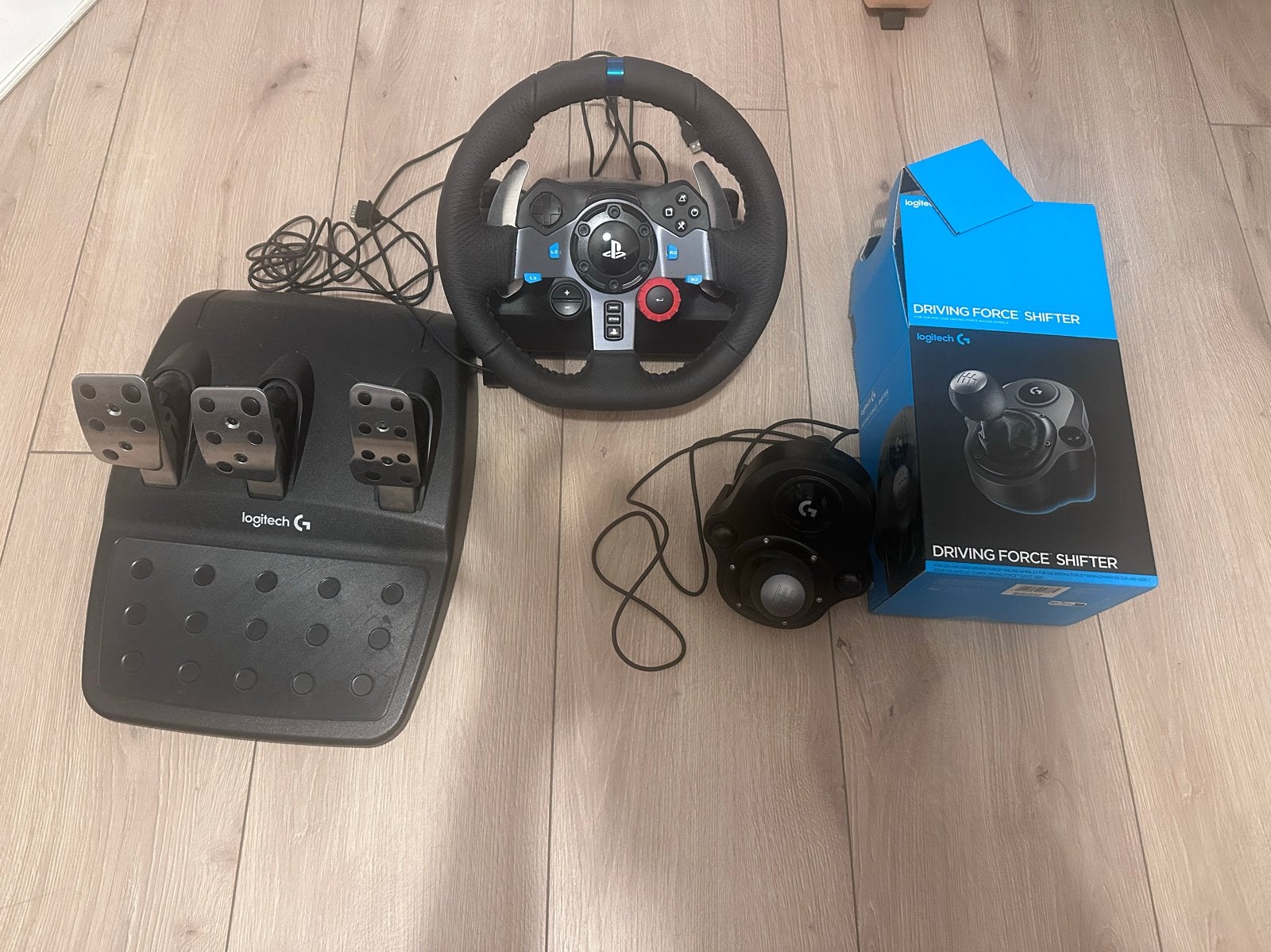 Logitech G29 Driving Force Racestuur met Shifter, Racestuur, Force feedback, Zo goed als nieuw, Logitech