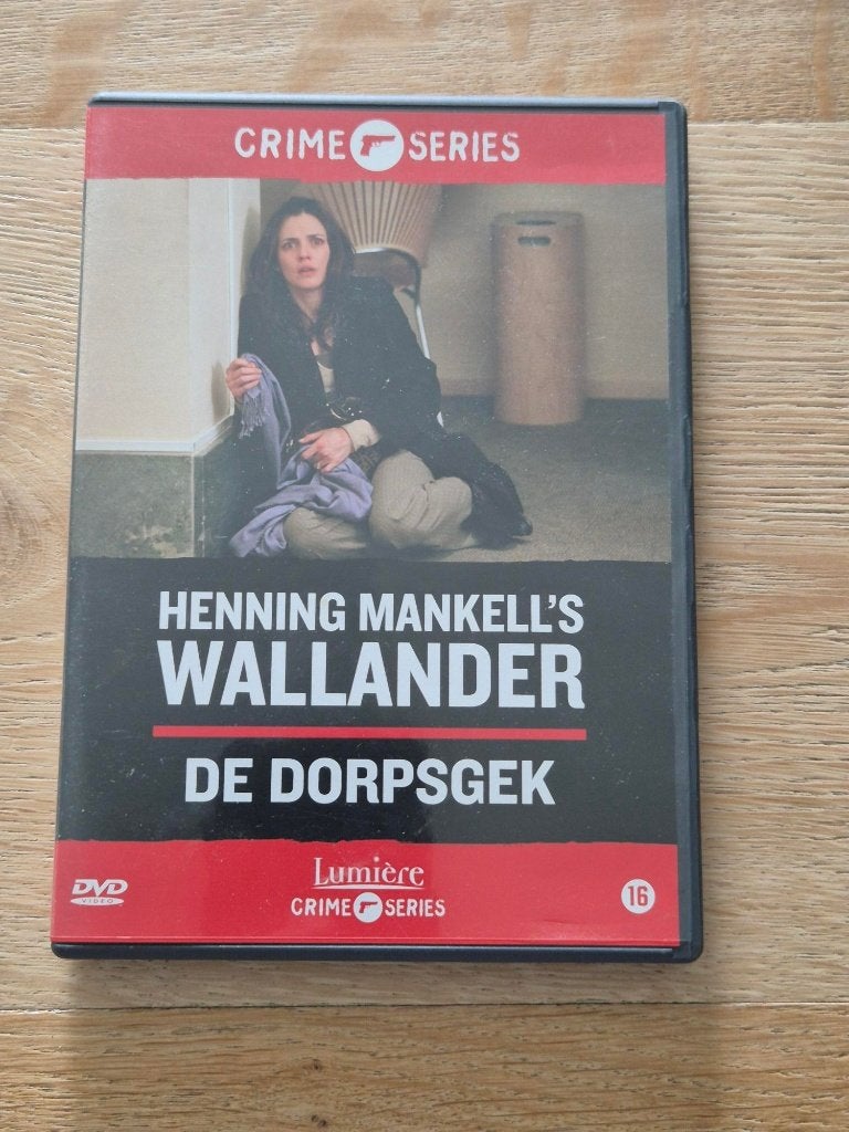 Henning Mankell's Wallander: De Dorpsgek (DVD), Engels, Nederlands, Ophalen of Verzenden, Zo goed als nieuw