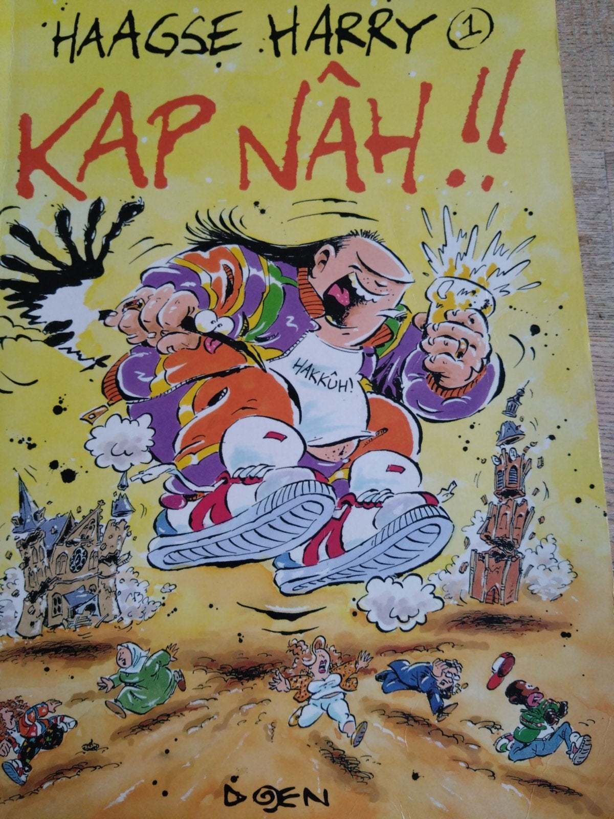 Haagse Harry 1 Kap Nâh!!, Gelezen, Eén stripboek, Ophalen of Verzenden, Marnix Rueb